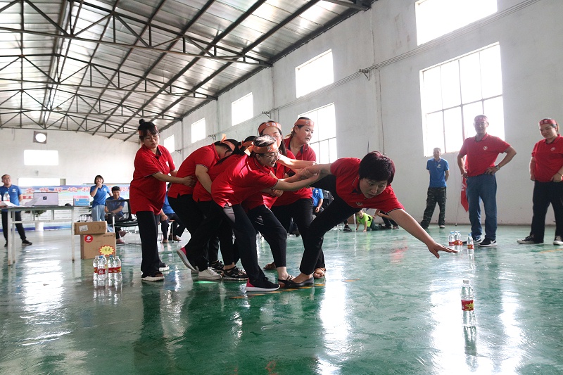 牛商爭霸賽內(nèi)部啟動會