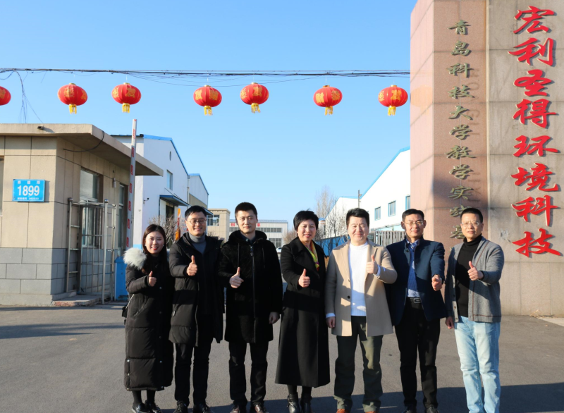 牛商領(lǐng)導(dǎo)合影