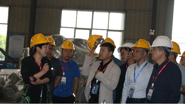 宏利圣得——攜手牛商爭霸賽，捷報飛！